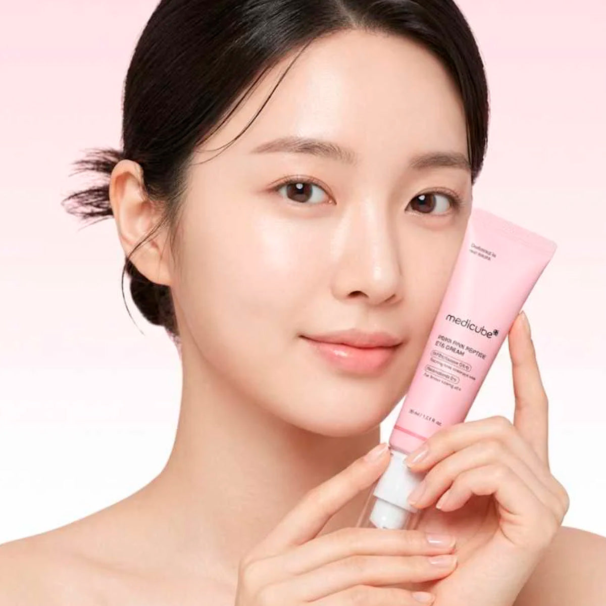 Medicube PDRN Pink Peptide Eye Cream – Hidratación y Cuidado Contorno de Ojos 30ml