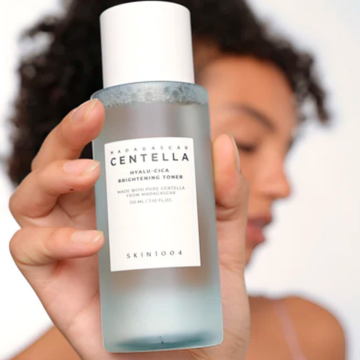 PREVENTA - MADAGASCAR CENTELLA HYALU-CICA BRIGHTENING TONER 210ML SKIN1004
